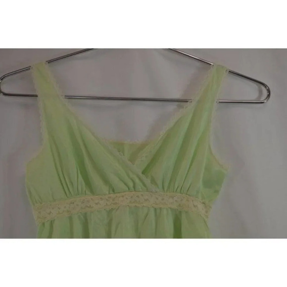Vintage Girls Green  Nightgown Size 10 - Picture 2 of 6